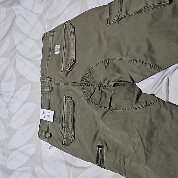 Kids - Picture 3 of 3